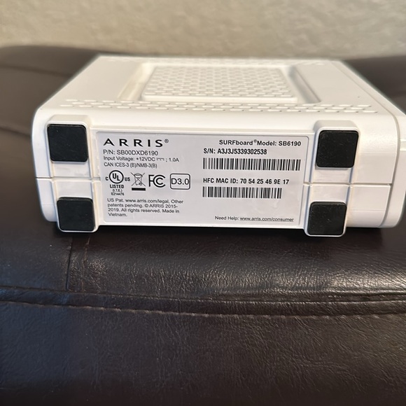 ARRIS SB6190Docsis 3.0 Surfboard cable modem - Picture 8 of 9